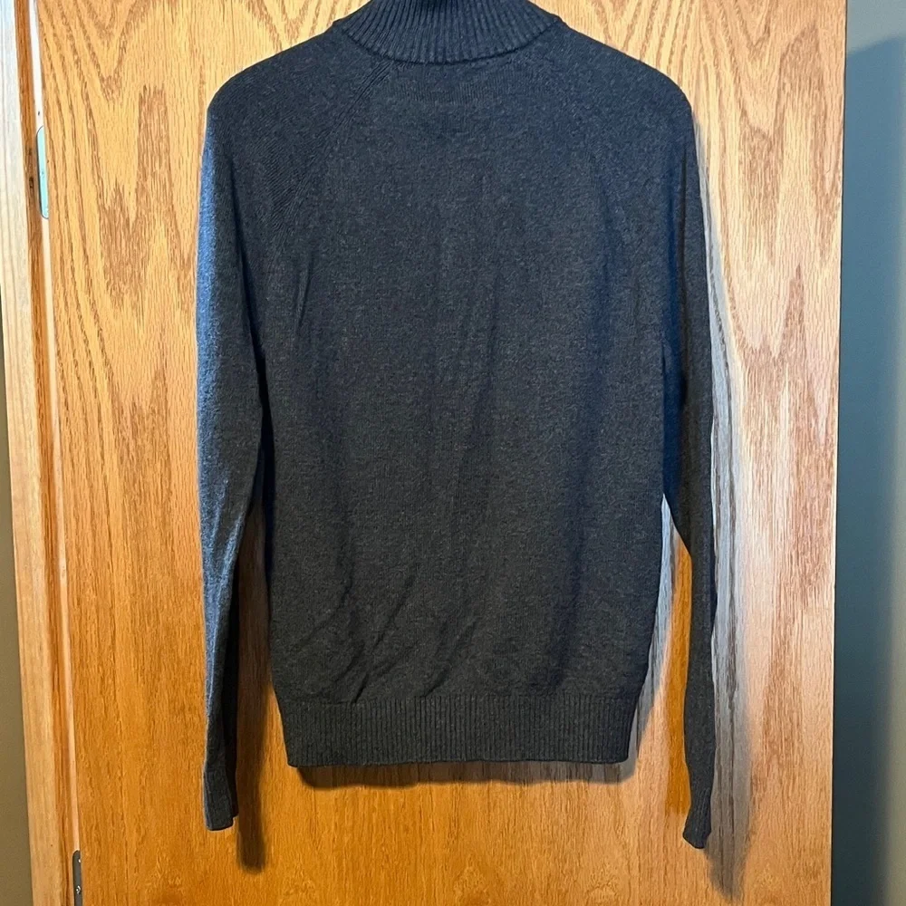 Banana Republic Dark Gray Sweater
